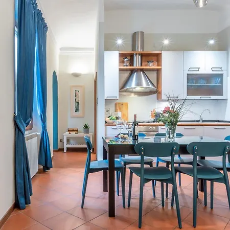 Apartment San Lorenzo Five Senses
